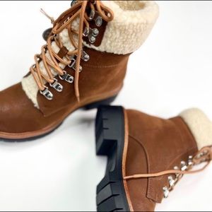 MIA Sherpa Boots Cognac Size 7.5 New In Box